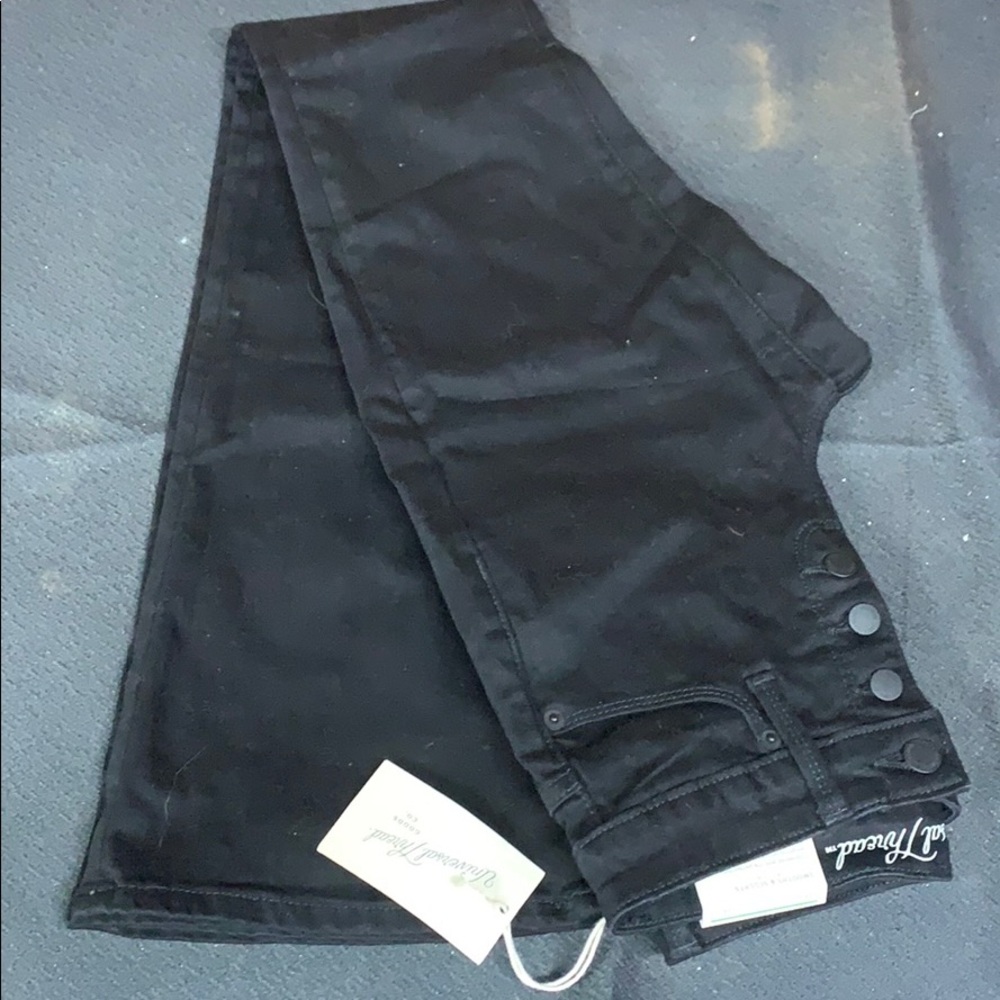 Universal Threads Flare Jeans